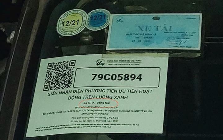Gia Lai đề nghị thu hồi thẻ xe tải ''luồng xanh'' chở người về từ vùng dịch